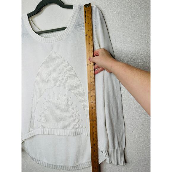 Billabong White Boat Neck High Low Shark Knit Pattern Sweater M - Picture 16 of 16